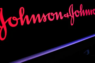 Nejvyšší soud v Oklahomě zrušil trest pro firmu Johnson & Johnson v opioidové krizi