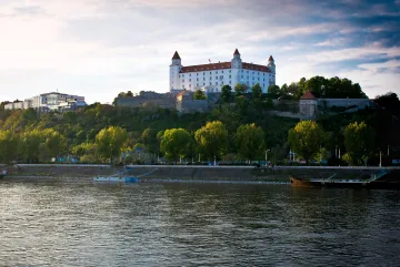 Dezinformátoři jedou kampaň proti Korčokovi, ani Pellegriniho ale nemají rádi, říká „krotitel hoaxů“ Šnídl