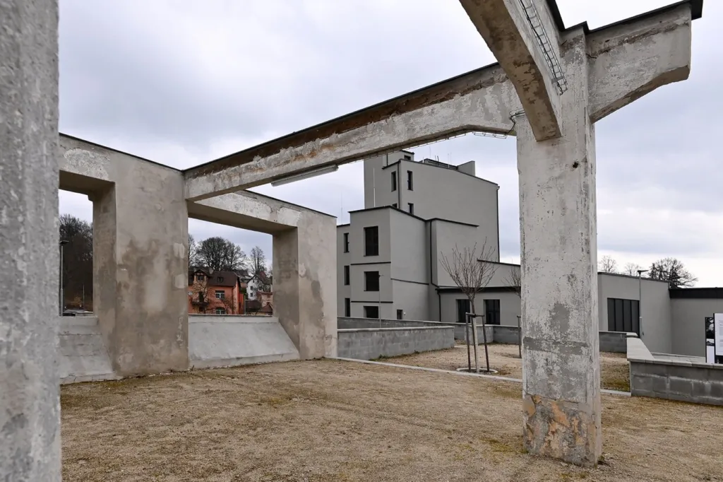 Nová expozice přibližuje soužití českých a německých obyvatel města