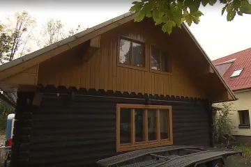 Uprchlíci z Ukrajiny žili v Ostravici bez vody, na záchod chodili ven. Majitel přitom pobíral miliony