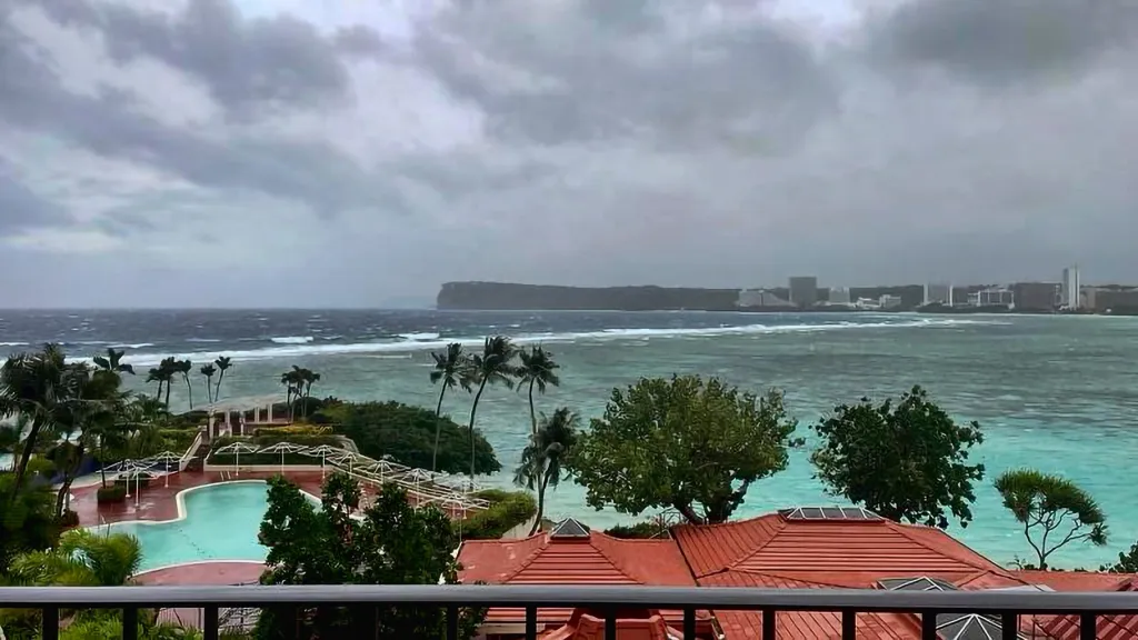 Guam před příchodem hurikánu