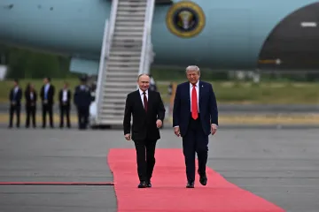 Trump oznámil, že se sejde s Putinem v Budapešti