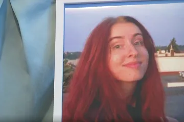 Chci pokračovat v Eliščině odhodlání pomáhat menšinám, říká matka zavražděné studentky