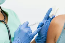 PŘEHLEDNĚ: Kdo by se měl (pře)očkovat proti černému kašli