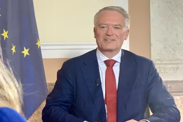 Přispívat trochu déle, pokud slouží zdraví, vidí financování důchodů šéf OECD
