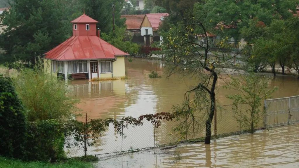 Rozvodněná Jevišovka u Střelic