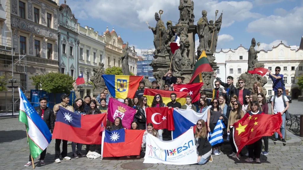 Studenti z různých zemí v Pardubicích v roce 2019
