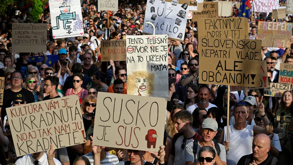 Slovenský protest proti ministryni Šimkovičové