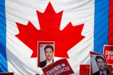 Kanada volí parlament. Trudeau po aférách ztrácí, konzervativci sílí, bodovat může i Singh 