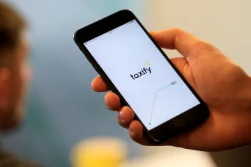 Taxify se stahuje z krajských měst. Působit už bude jenom v Praze