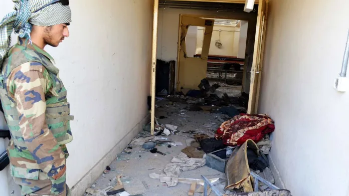 Následky útoku na nemocnici v Kunduzu