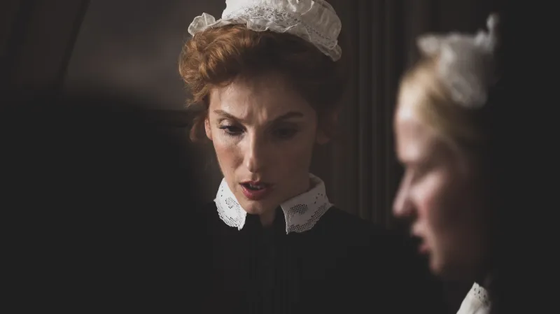 Vica Kerekes a Dana Droppová při natáčení filmu Služka