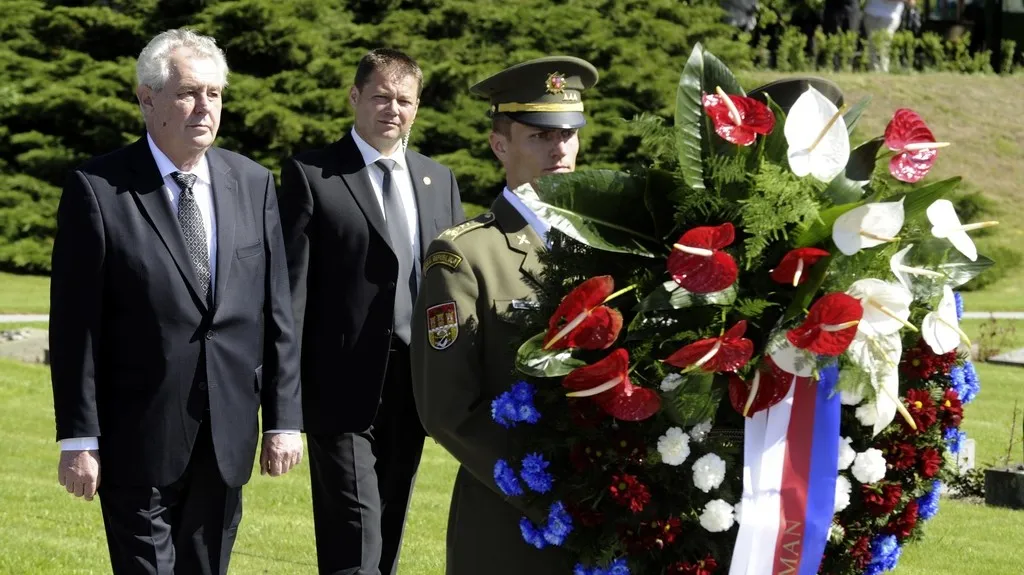 Miloš Zeman při terezínské tryzně (2013)