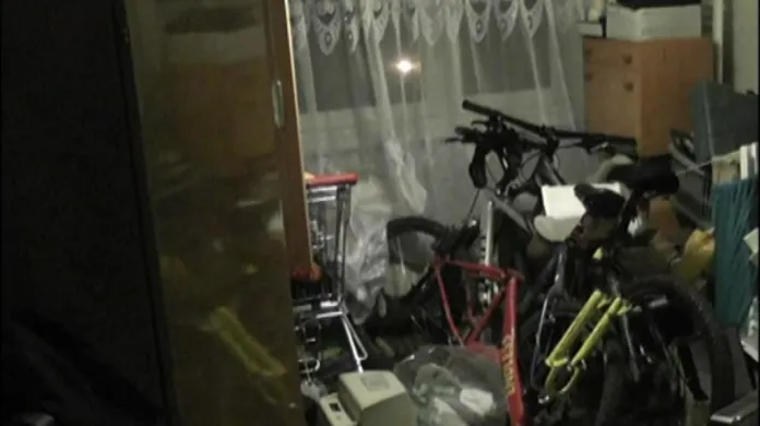 Odcizená kola v bytě drogového dealera