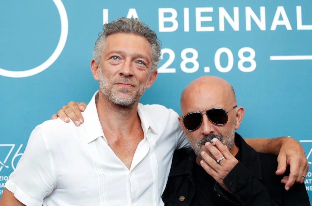 Gaspar Noe a Vincent Cassel si užívají benátské entrée s mimosoutěžním snímkem „Irréversible – Inversion Intégrale“