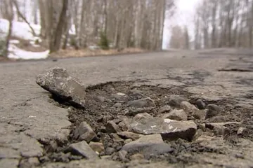Olomoucký kraj plánuje opravu deseti silnic