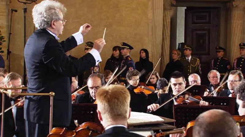 Česká filharmonie pod vedením Jiřího Bělohlávka