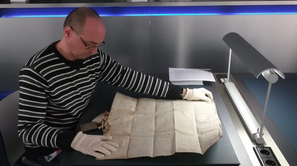 Unikátní nález se podařil Tomáši Černušákovi z Moravského zemského archivu