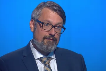 Čína by se od Ruska odvrátila, kdyby použilo jadernou zbraň, říká Landovský