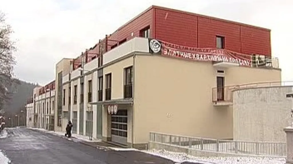 Garážový dům v Karlových Varech