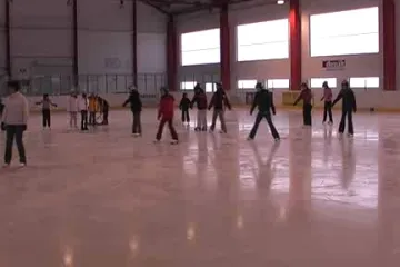 Kurz bruslení pro žáky ZŠ Poběžovice na stadionu v Domažlicích