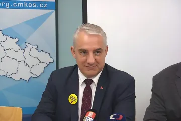 Odbory veřejné sféry vyhlásily stávkovou pohotovost kvůli výši platů