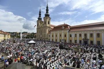 Biskup Cikrle připomněl na Velehradě význam věrozvěstů i pomoc jižní Moravě po tornádu