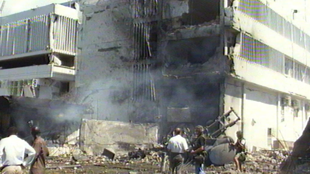 Teroristický útok al-Káidy na ambasádu v Dar es Salaamu