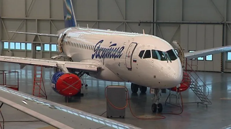 Superjet 100 po laku