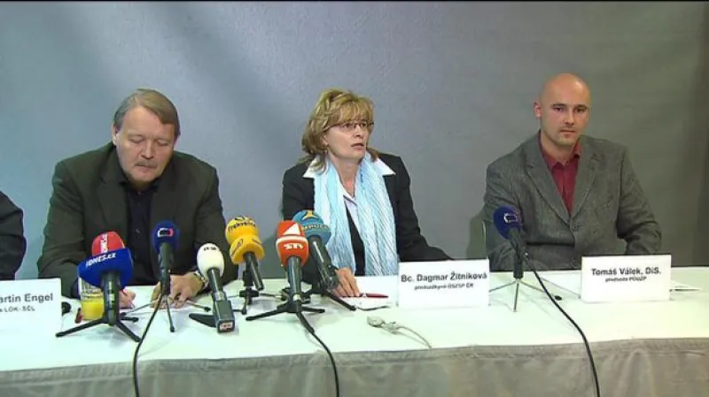 Brífink Zdravotnické trojky k možným protestům