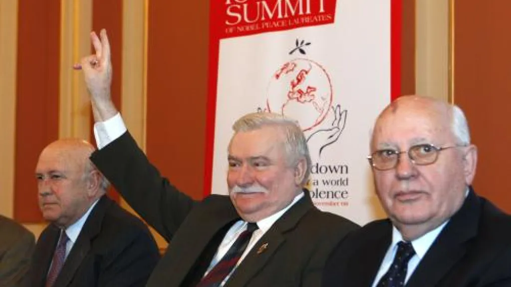 Lech Walesa a Michail Gorbačov