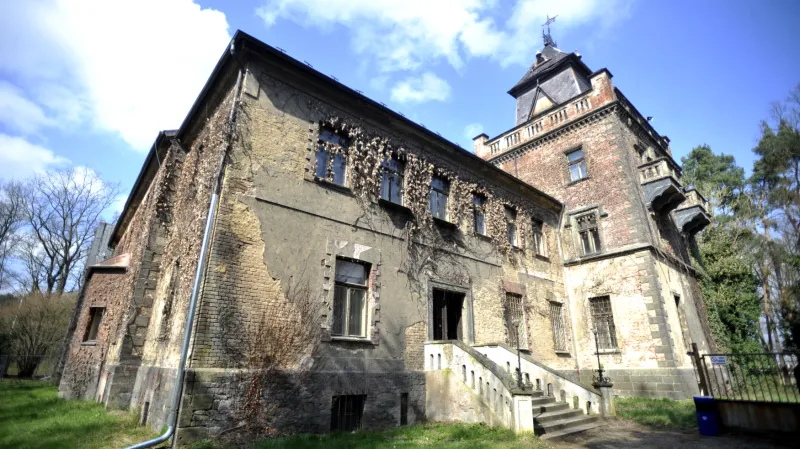 Larischova vila (Zámeček)