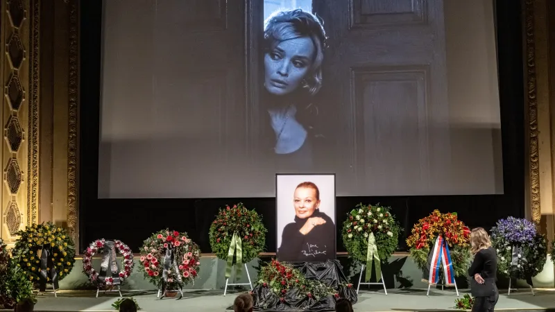 Jana Brejchová ve filmu Zánik samoty Berhof