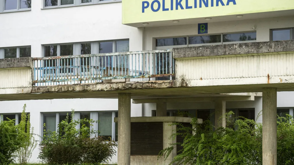 Nemocnice s poliklinikou v České Lípě uzavřela přístupovou lávku