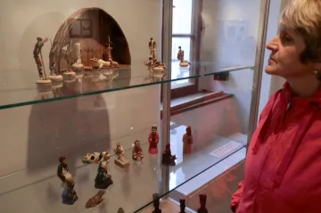 Lounské muzeum vystavuje exotické i klasické české betlémy