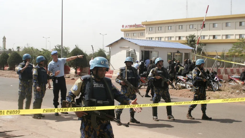 Útok na velitelství mise EU v Mali