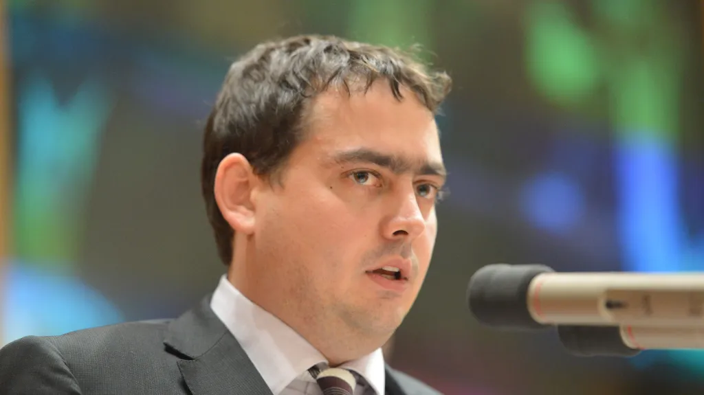 Petr Dolínek