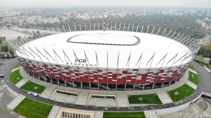 Stadion ve Varšavě se změní na provizorní nemocnici pro pacienty s covidem-19