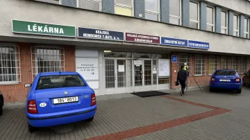 Kriminalisté údajně zasahují kvůli hospodaření nemocnice