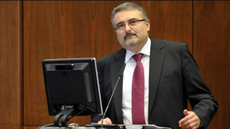 Pavel Horák zítra pravděpodobně skončí v křesle ředitele VZP