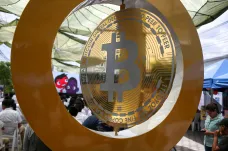 Spojené státy zjednodušily obchodování s bitcoiny, komise schválila nové fondy