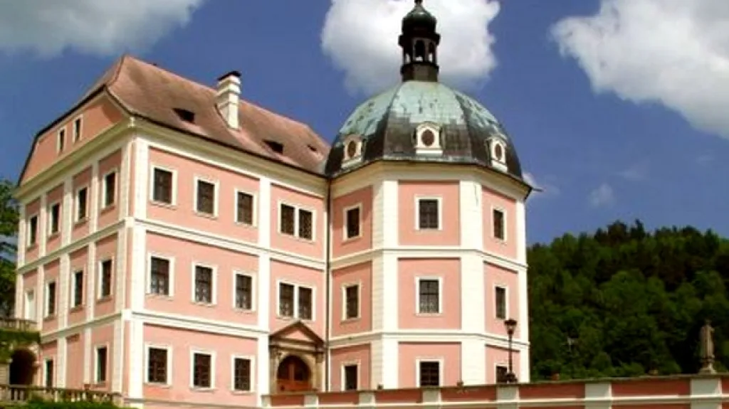 Státní hrad a zámek Bečov