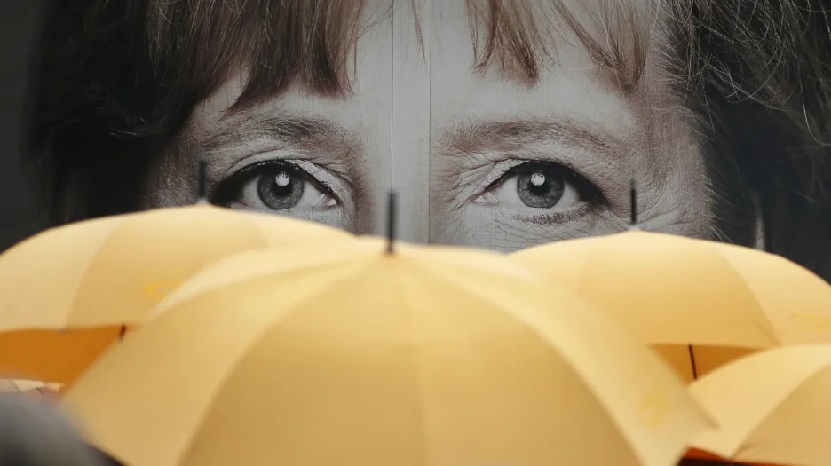 Tři roky odposlouchávaná Angela Merkelová se stala v září 2013 potřetí německou kancléřkou.