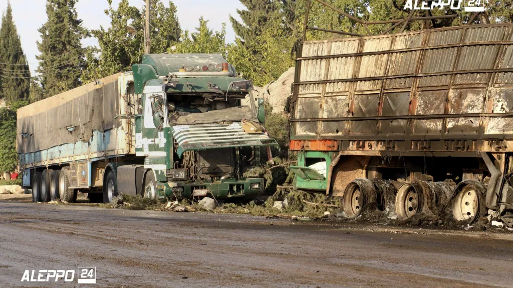 Kamiony s humanitární pomocí po útoku