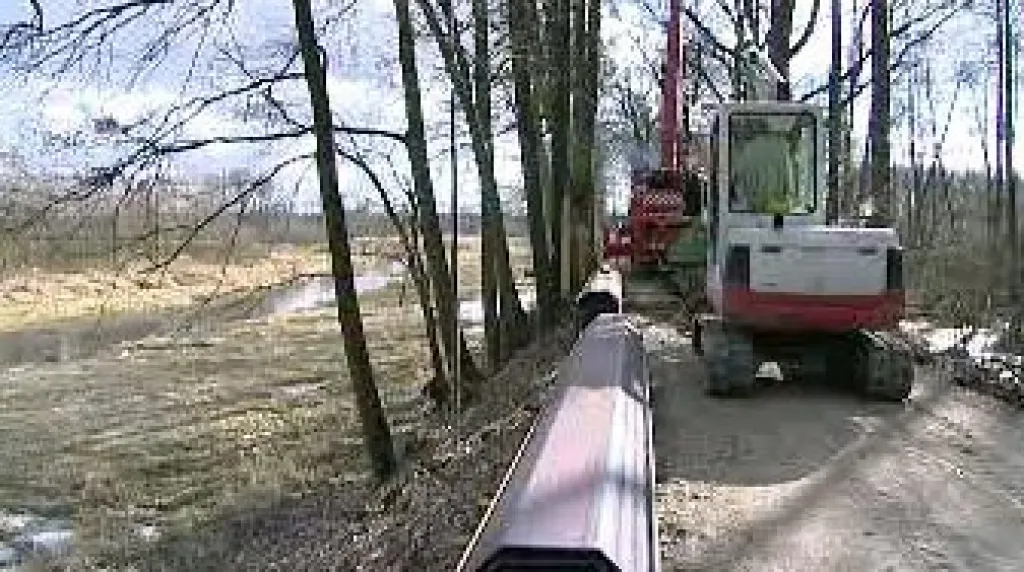 Práce na Novořecké hrázi