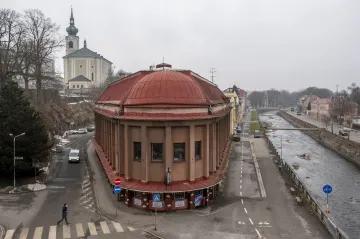 Trutnovský Vesmír se promění, radnice chystá opravu prvorepublikového kina