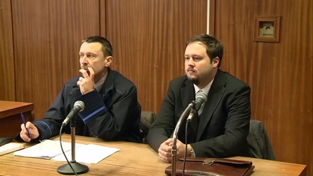 Obžalovaný před soudem