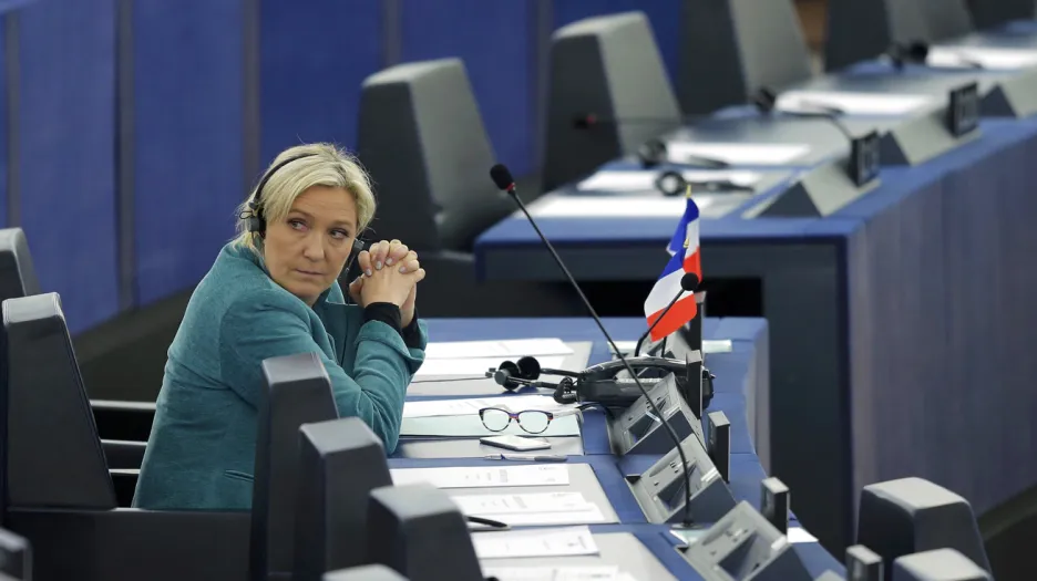 Marine Le Penová v europarlamentu ve Štrasburku