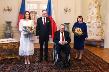 Zeman se v týdnu chce setkat s kandidátem na ministra Hladíkem, řekl Fiala po schůzce v Lánech