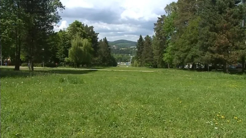 Zelená část Gahurova prospektu v centru Zlína